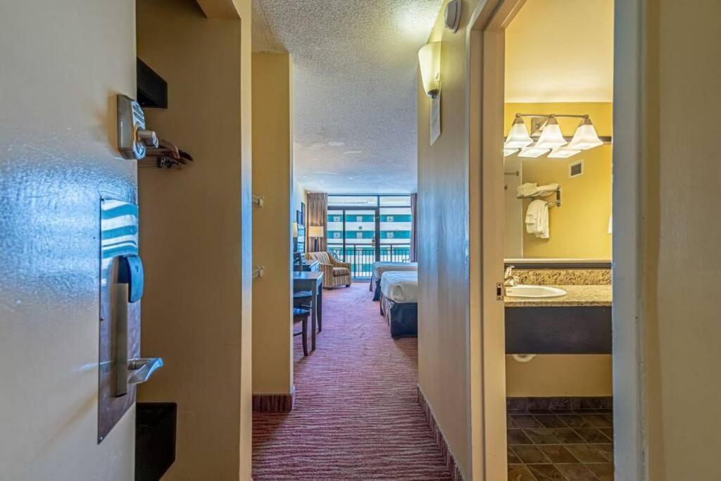 Remodeled Condo, Waterpark View At Landmark Resort Myrtle Beach Kültér fotó